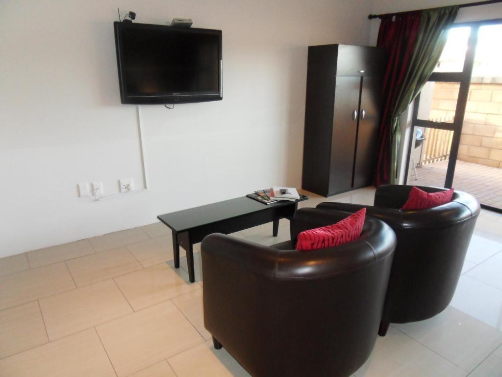 Hotel Haus Holzapfel Beaufort West Habitación foto